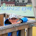 19 auf dem Dachl steht a Lackl